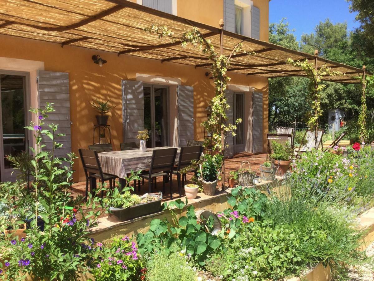 Le Massounet Bed and Breakfast Besse-sur-Issole Exterior foto